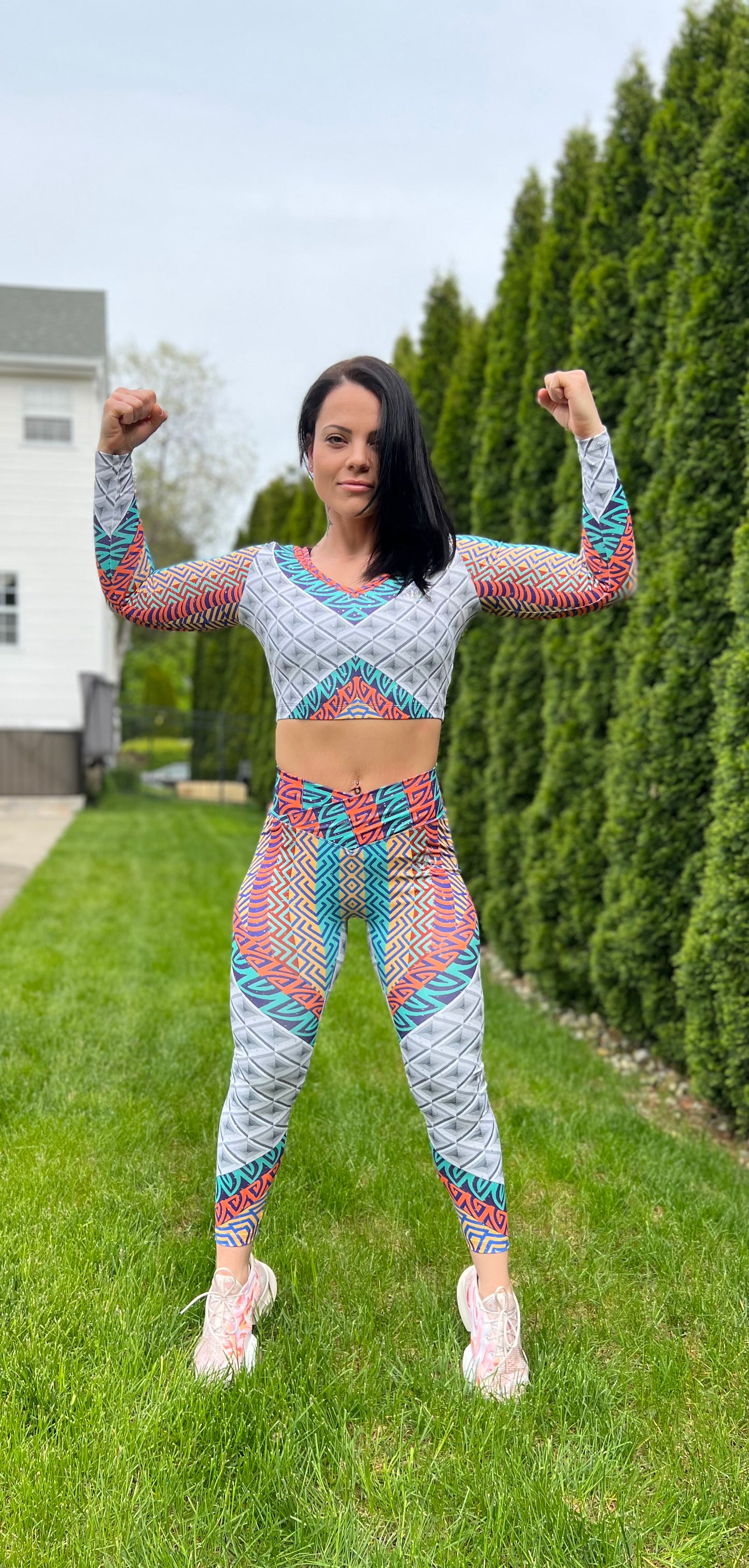ALEBRIJE CROP TOP